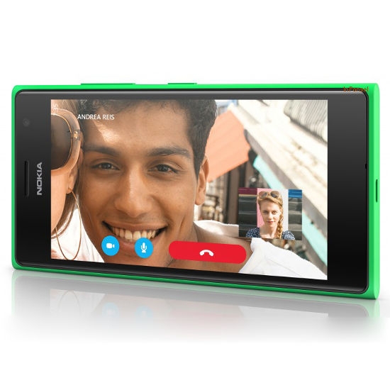 Nokia Lumia 735